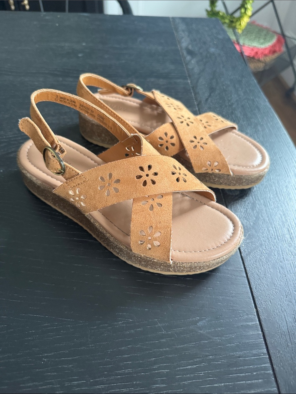 Old Navy Tan Floral Laser-Cut Slingback Sandals
